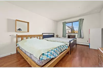 86-27 57th Avenue, Elmhurst, NY 11373 - Photo 24