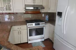 42 Handsome Ave, Sayville, NY 11782 - Photo 16