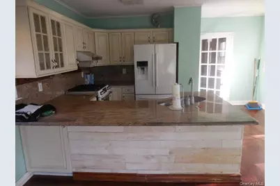 42 Handsome Avenue, Sayville, NY 11782 - Photo 18