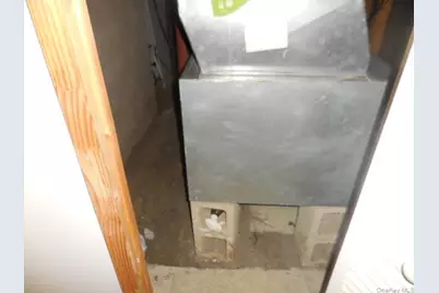 42 Handsome Avenue, Sayville, NY 11782 - Photo 40