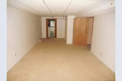 42 Handsome Avenue, Sayville, NY 11782 - Photo 36