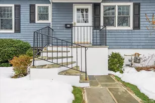 22 Olinda Ave, Hastings on Hudson, NY 10706 - Photo 2