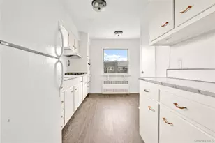 61-12 70th St, Middle Village, NY 11379 - Photo 12