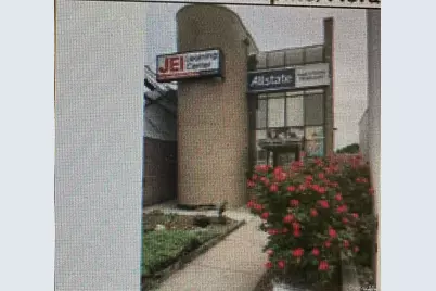 256 - 10 Union Turnpike, Floral Park, NY 11004 - Photo 1