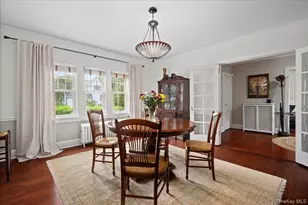 400 Manor Ridge Rd, Pelham, NY 10803 - Photo 12