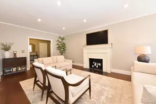 8 Barstow, Great Neck, NY 11021 - Photo 10