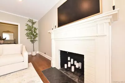 8 Barstow #6-D, Great Neck, NY 11021 - Photo 8