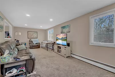 199 August Road, North Babylon, NY 11703 - Photo 18