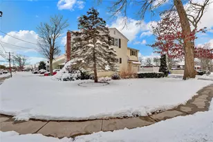 199 August Rd, North Babylon, NY 11703 - Photo 4