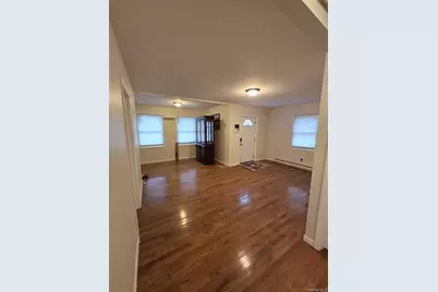10 N 15th Street, Wyandanch, NY 11798 - Photo 6