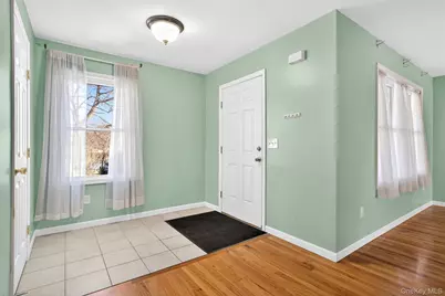 6 Gardner Street, Port Jervis, NY 12771 - Photo 2