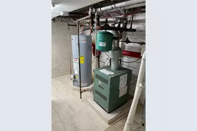 104-06 Jamaica Avenue #1st Fl, Richmond Hill, NY 11418 - Photo 8