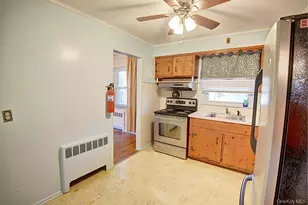 81 Hausch Blvd, Roosevelt, NY 11575 - Photo 8