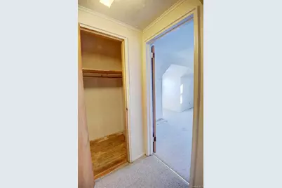 81 Hausch Boulevard, Roosevelt, NY 11575 - Photo 20