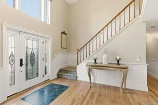 22 Knott Dr, Glen Cove, NY 11542 - Photo 2