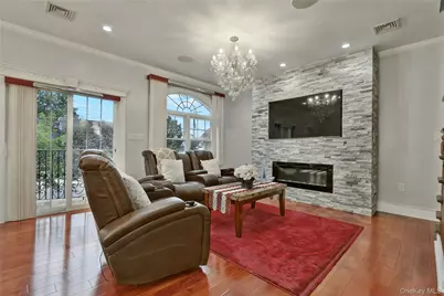 19319 109th Road, Saint Albans, NY 11412 - Photo 12