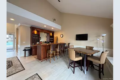 84 Kristin Lane, Hauppauge, NY 11788 - Photo 16