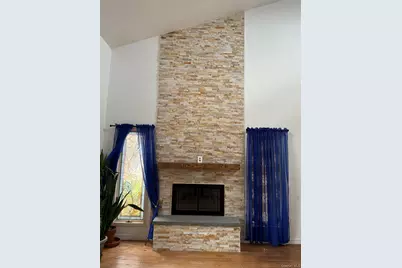 84 Kristin Lane, Hauppauge, NY 11788 - Photo 8