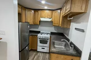 71-61 70th St, Glendale, NY 11385 - Photo 12