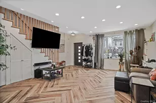 71-61 70th St, Glendale, NY 11385 - Photo 6