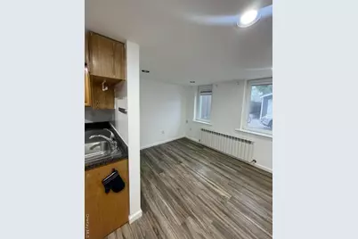 7161 70th Street, Glendale, NY 11385 - Photo 14