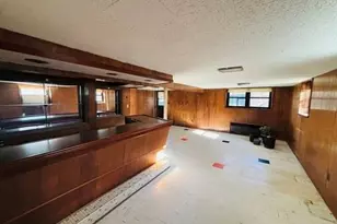 62-27 69th Ln, Middle Village, NY 11379 - Photo 26