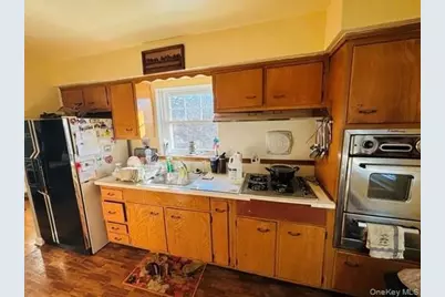 6227 69th Lane, Middle Village, NY 11379 - Photo 16