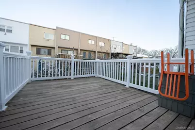 23 Yucca Drive, New York, NY 10312 - Photo 18