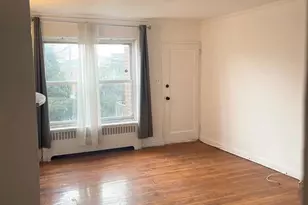 214 Hillside Ave, Queens Village, NY 11427 - Photo 4