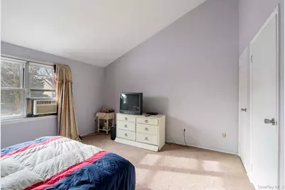 50 Caswell Lane, New York, NY 10314 - Photo 18