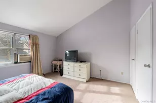 50 Caswell Ln, New York, NY 10314 - Photo 18