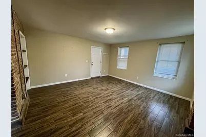 9 S Clinton Street #B, Poughkeepsie, NY 12601 - Photo 2