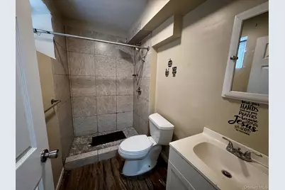 9 S Clinton Street #B, Poughkeepsie, NY 12601 - Photo 6