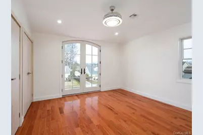 1247 Ixworth Road, Valley Stream, NY 11580 - Photo 16