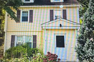 32 Berkshire Rd, Great Neck, NY 11023 - Photo 6