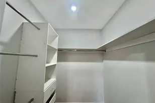 32 Berkshire Rd, Great Neck, NY 11023 - Photo 24