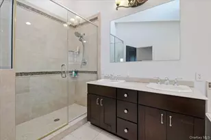 32 The Preserve, Woodbury, NY 11797 - Photo 20