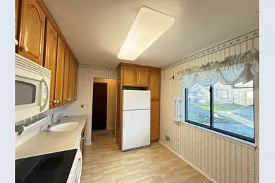 1801 Holly Walk, Poughkeepsie, NY 12603 - Photo 12