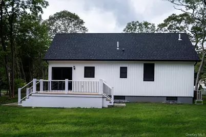 568 Granny Road, Medford, NY 11763 - Photo 18