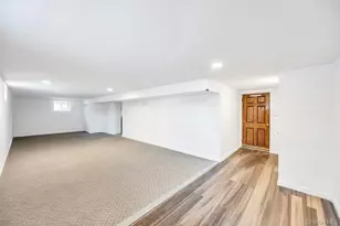296 Burkhard Ave, Mineola, NY 11501 - Photo 38