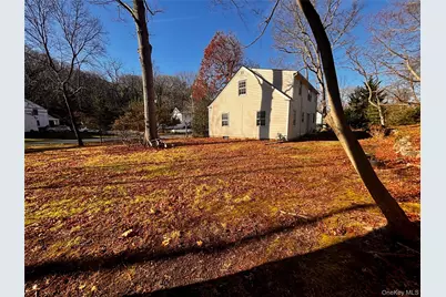 67 Turkey Lane, Cold Spring Harbor, NY 11724 - Photo 4
