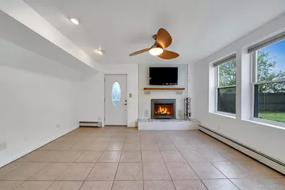 100 E 7th Street, Deer Park, NY 11729 - Photo 4