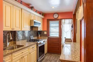 80-56 164th St, Jamaica, NY 11432 - Photo 8