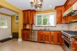 35 Birch St, Locust Valley, NY 11560 - Photo 10