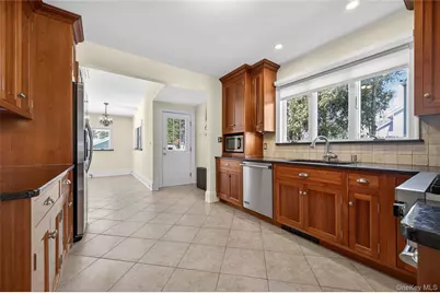 35 Birch Street, Locust Valley, NY 11560 - Photo 16