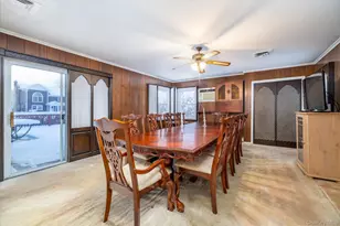 2934 Kinloch Rd, Wantagh, NY 11793 - Photo 8