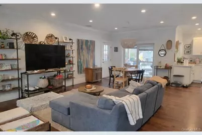 9 Floral Lane, Saint James, NY 11780 - Photo 4