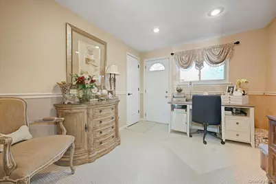 1356 Blue Spruce Lane, Wantagh, NY 11793 - Photo 18