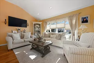 1356 Blue Spruce Ln, Wantagh, NY 11793 - Photo 6