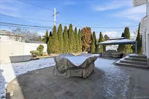 1356 Blue Spruce Ln, Wantagh, NY 11793 - Photo 34